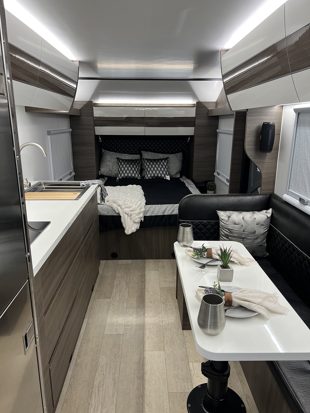 Explorer Rv Car Inside Interior Images - Xplore RV Montana